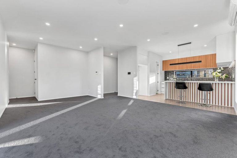 Photo of property in 22 Paihere Street, Huapai, Kumeu, 0810