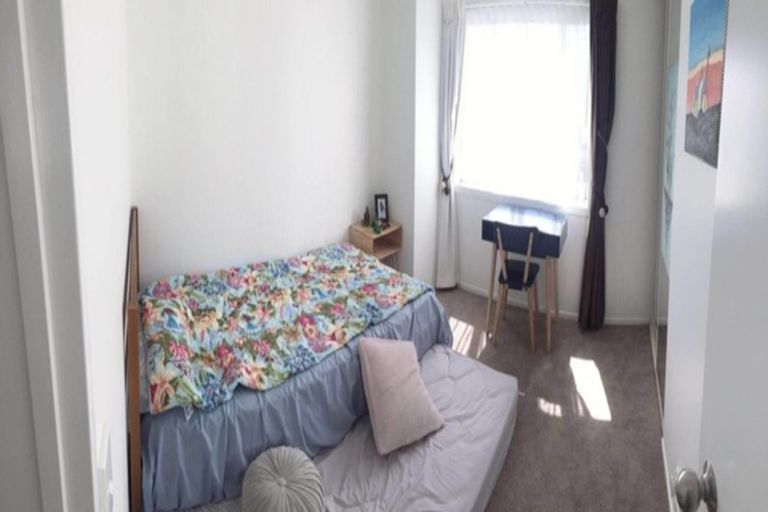 Photo of property in 2/218 Green Lane West, Epsom, Auckland, 1051