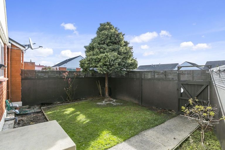 Photo of property in 20d Oxford Street, South Dunedin, Dunedin, 9012