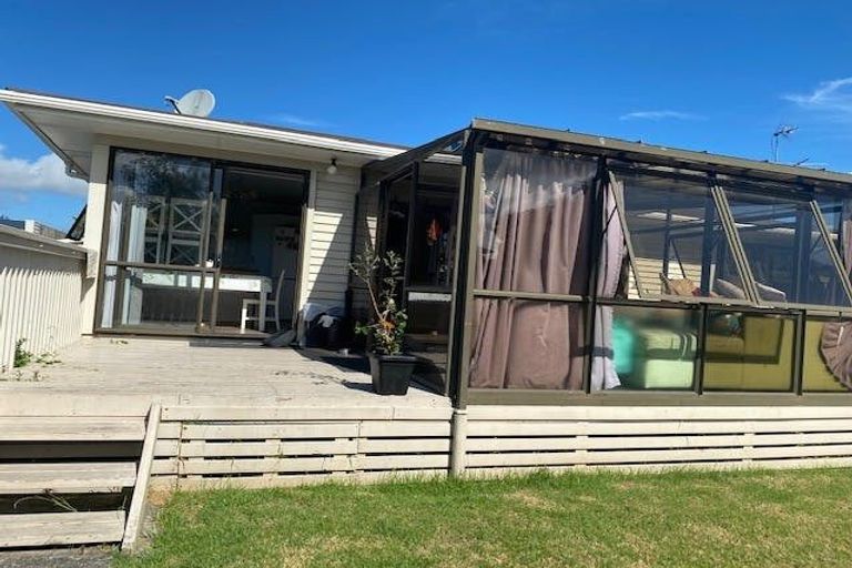 Photo of property in 20 Ruth Street, Manurewa, Auckland, 2102