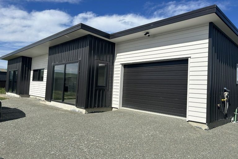 Photo of property in 79 Dejoux Road, Winton, 9720