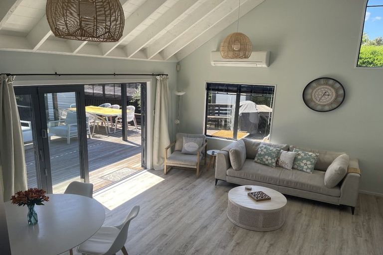 Photo of property in 16 Beach Crescent, Waikuku Beach, 7473