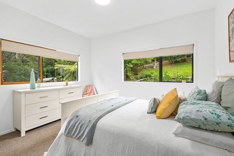 Photo of property in 961 Sandspit Road, Sandspit, Warkworth, 0982