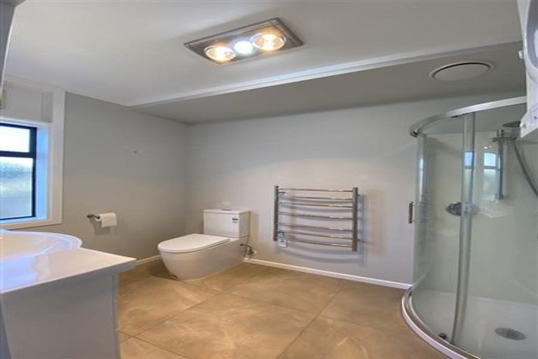 Photo of property in 4/32 Brixton Road, Mount Eden, Auckland, 1024