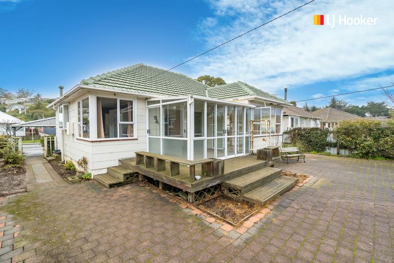 Photo of property in 33 Albertson Avenue, Port Chalmers, 9023
