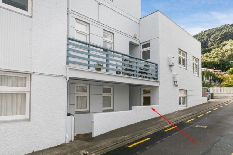 Photo of property in 5/1 Rixon Grove, Mount Victoria, Wellington, 6011