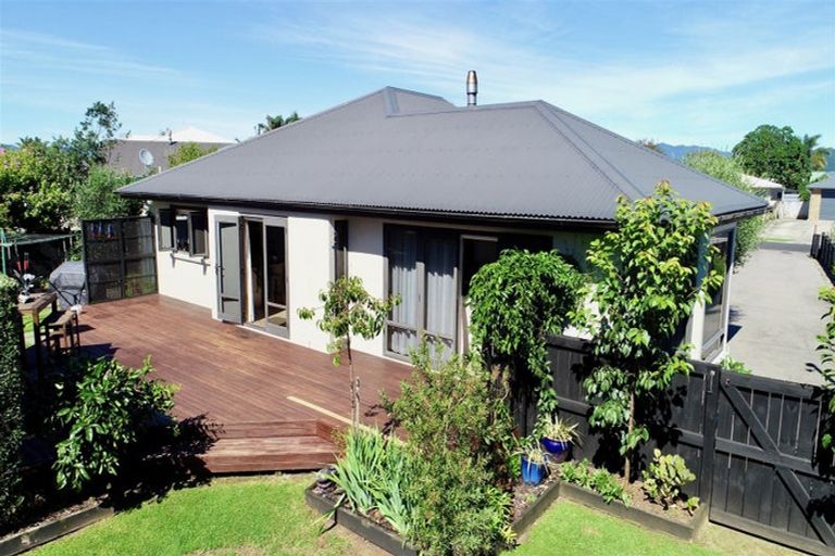 Photo of property in 16 Protea Crescent, Whitianga, 3510