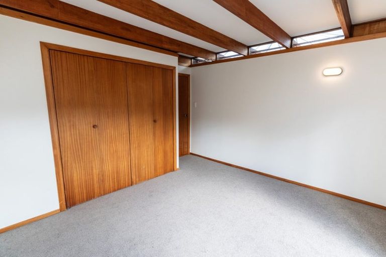 Photo of property in 39 Lucknow Terrace, Khandallah, Wellington, 6035