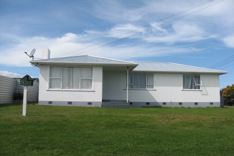 Photo of property in 34 Raupo Street, Castlecliff, Whanganui, 4501