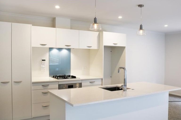 Photo of property in 127 Manuka Street, Stokes Valley, Lower Hutt, 5019