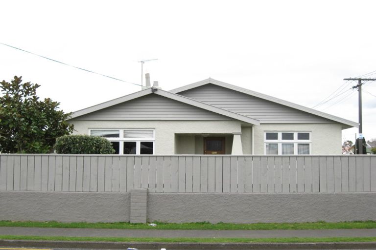 Photo of property in 59 Record Street, Fitzroy, New Plymouth, 4312