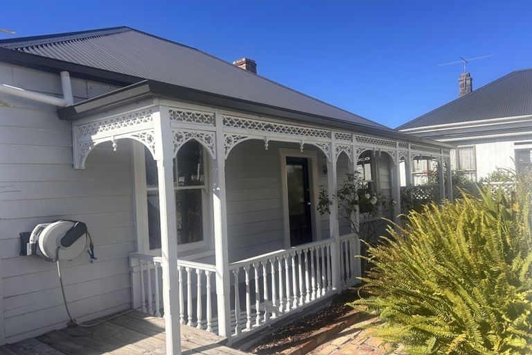 Photo of property in 52 Dean Street, Grey Lynn, Auckland, 1021