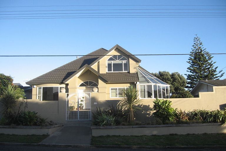 Photo of property in 223 Rosetta Road, Raumati South, Paraparaumu, 5032