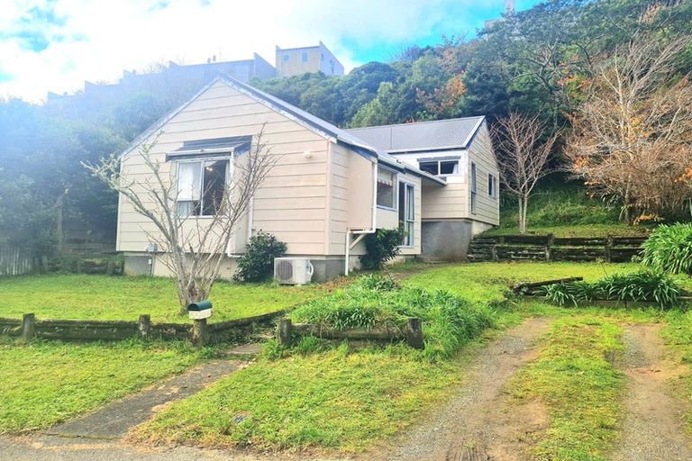 Photo of property in 55 Hazlewood Avenue, Karori, Wellington, 6012