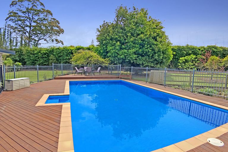 Photo of property in 42 Kendall Road, Kerikeri, 0230