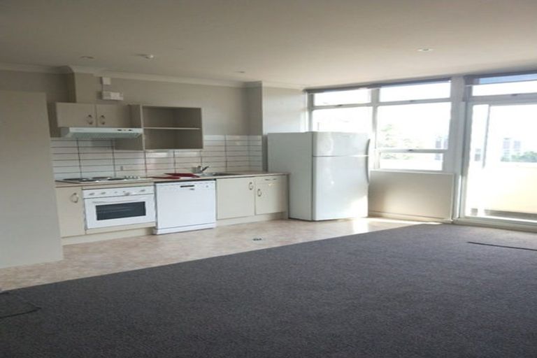 Photo of property in Mclean Towers, 1h/3 Shakespeare Road, Napier South, Napier, 4110