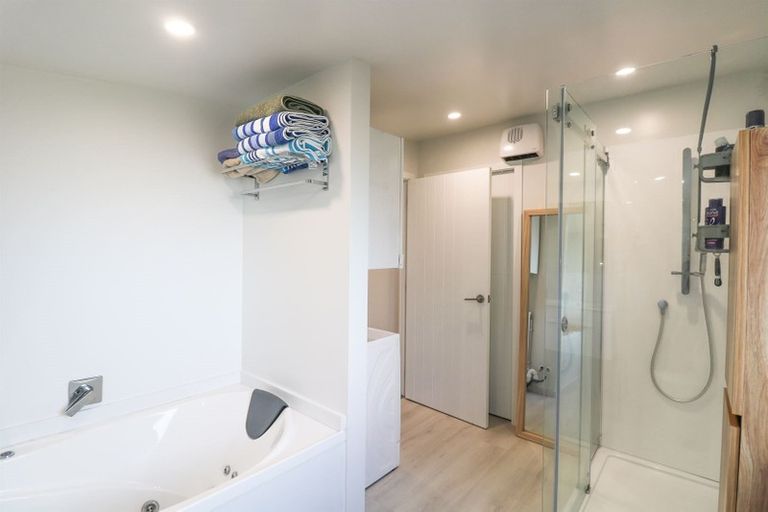 Photo of property in 16 Sutter Street, Seaview, Timaru, 7910