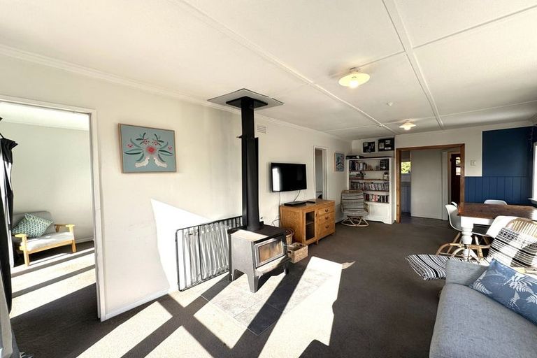 Photo of property in 6 Kamahi Street, Kaka Point, Balclutha, 9271