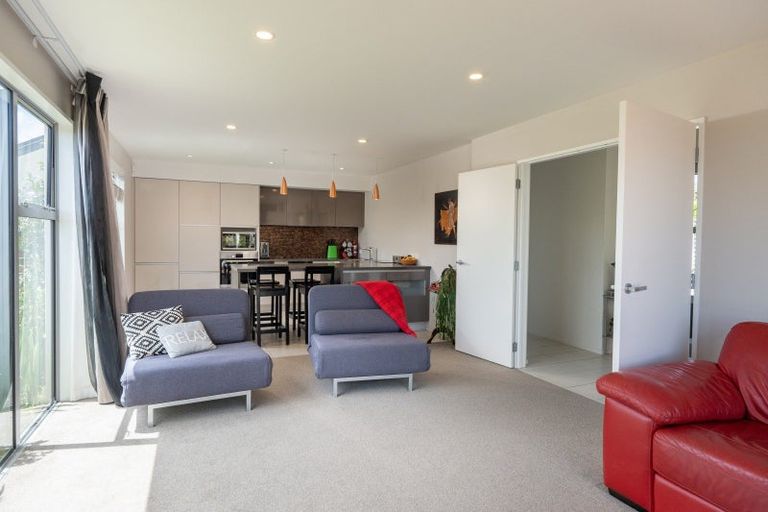 Photo of property in 24 Pukenamu Road, Rainbow Point, Taupo, 3330