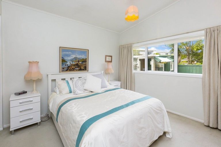 Photo of property in 11 Kiwi Street, Heretaunga, Upper Hutt, 5018