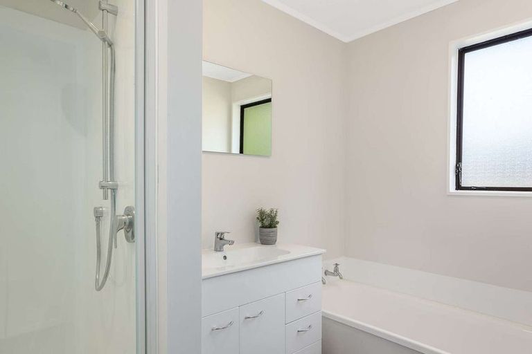 Photo of property in 84 Gillespies Road, Birchville, Upper Hutt, 5018