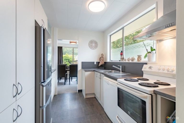 Photo of property in 161 California Drive, Totara Park, Upper Hutt, 5018