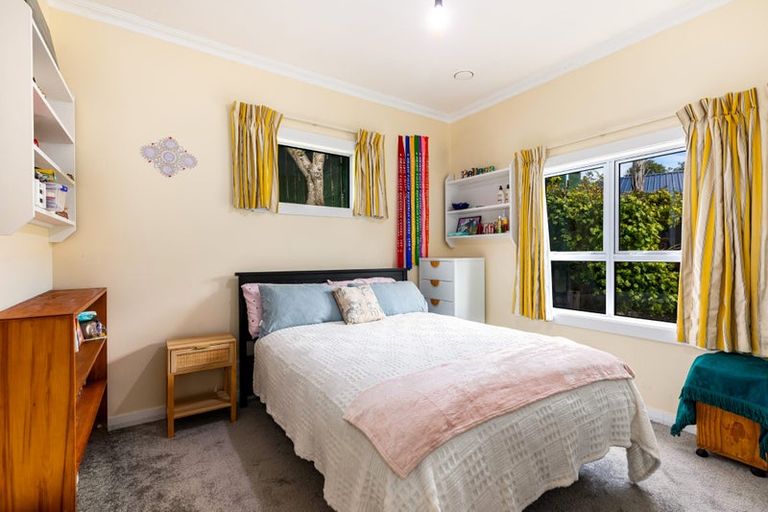 Photo of property in 50 Khandallah Road, Ngaio, Wellington, 6035