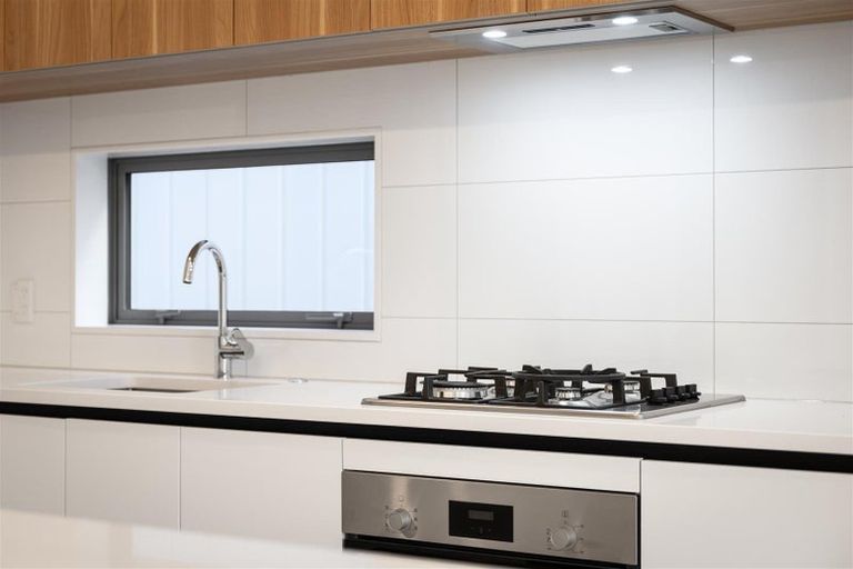 Photo of property in 11 Farranfore Road, Opaheke, Papakura, 2113