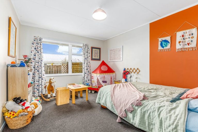 Photo of property in 9a Ranfurly Street, Trentham, Upper Hutt, 5018