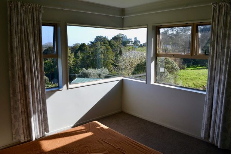 Photo of property in 74 Tarrant Road, Helensville, 0875