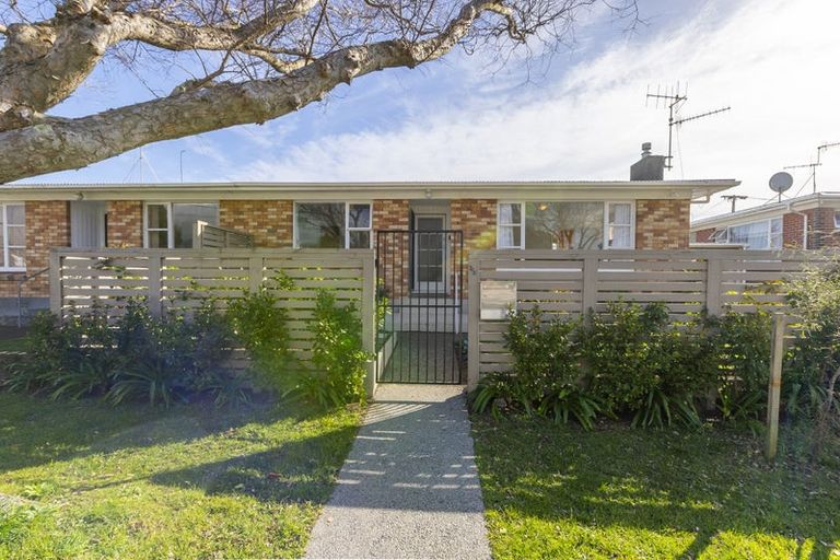 Photo of property in 3/13 Alexander Road, Raumati Beach, Paraparaumu, 5032