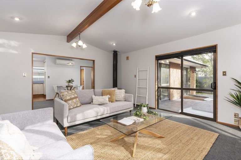 Photo of property in 2/437 Greers Road, Bishopdale, Christchurch, 8053