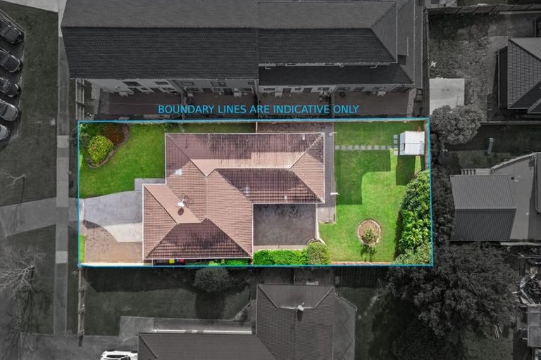 Photo of property in 31 Cromdale Avenue, Highland Park, Auckland, 2010