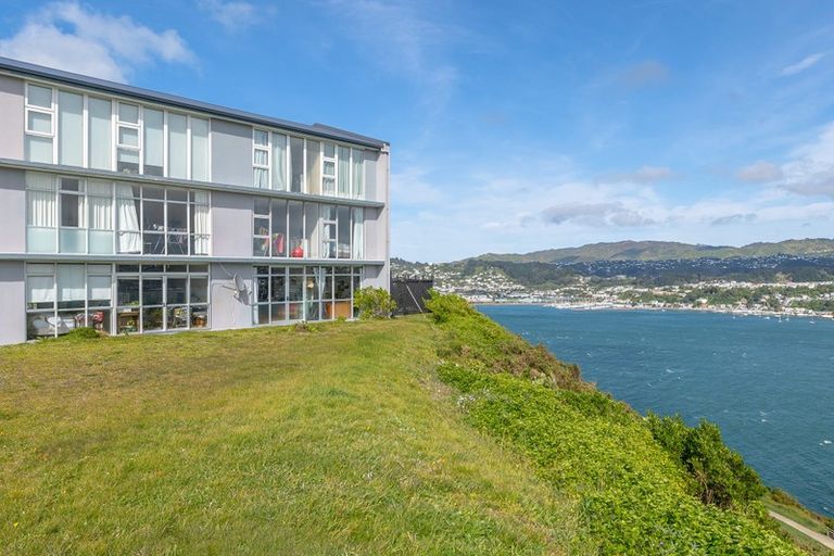 Photo of property in 23 Rangitane Street, Maupuia, Wellington, 6022