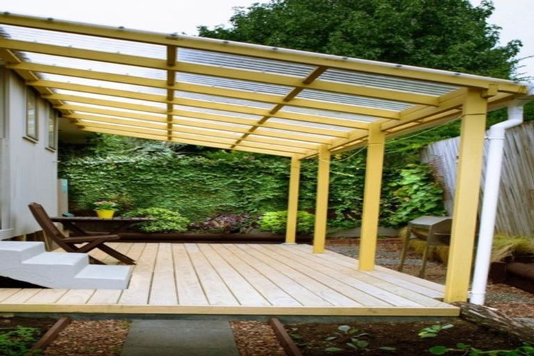 Photo of property in 1/9 Lancelot Place, Glenfield, Auckland, 0629