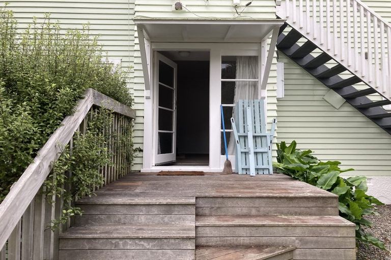 Photo of property in 1 Liardet Street, Vogeltown, Wellington, 6021