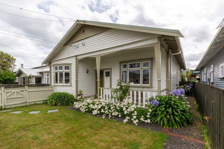 Photo of property in 17 Ava Street, Petone, Lower Hutt, 5012