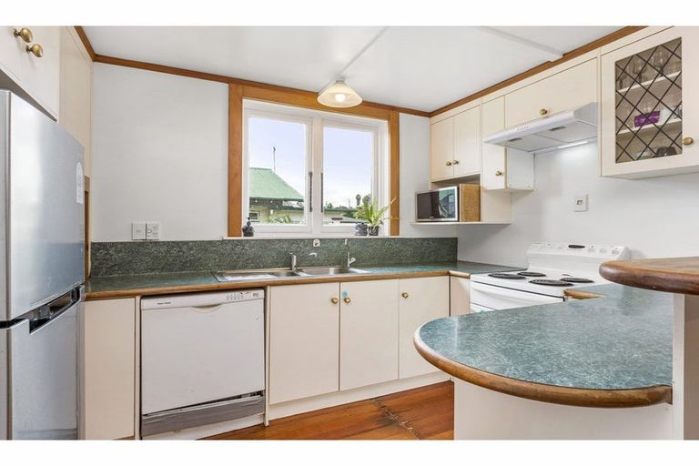 Photo of property in 11 Kimihia Road, Huntly, 3700