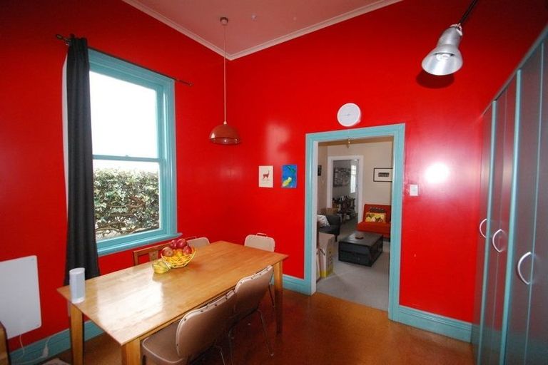 Photo of property in 13 Chatham Street, Berhampore, Wellington, 6023