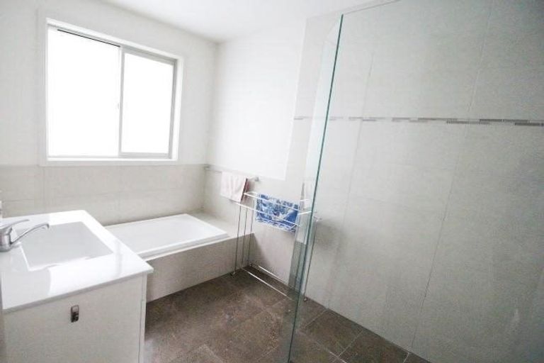 Photo of property in 52 Hamilton Drive, Wainui, Gisborne, 4010