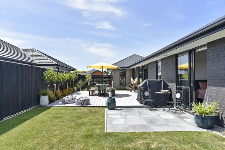 Photo of property in 22 Selfe Crescent, Burwood, Christchurch, 8083