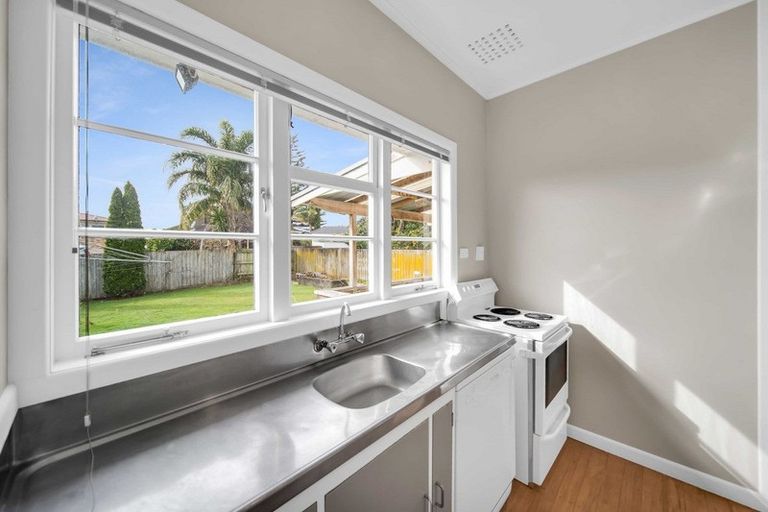 Photo of property in 5a View Road, Papakura, 2110