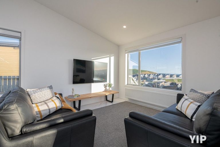 Photo of property in 93 Cedarwood Street, Woodridge, Wellington, 6037