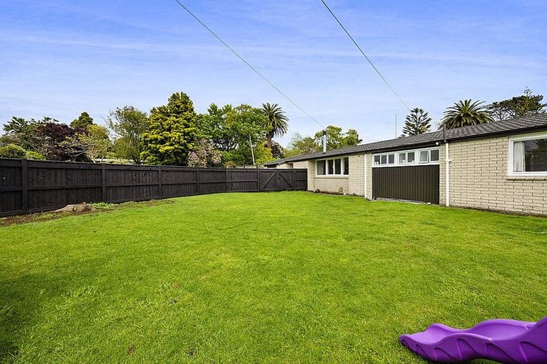 Photo of property in 6 Climie Crescent, Hawera, 4610