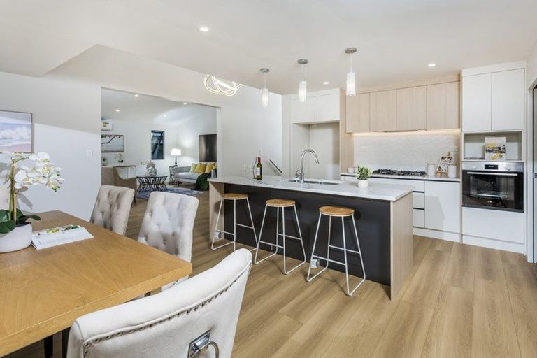 Photo of property in 35 Pinecrest Drive, Gulf Harbour, Whangaparaoa, 0930