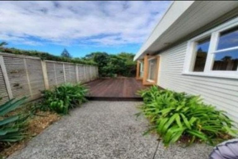 Photo of property in 14 Toru Road, Paraparaumu Beach, Paraparaumu, 5032