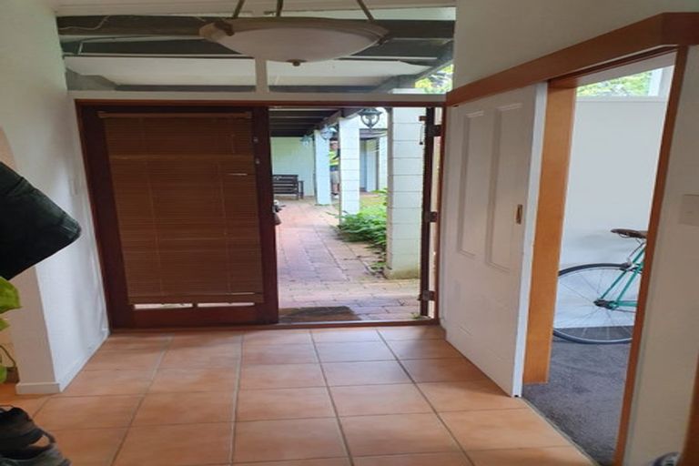 Photo of property in 36 Silverstream Road, Crofton Downs, Wellington, 6035