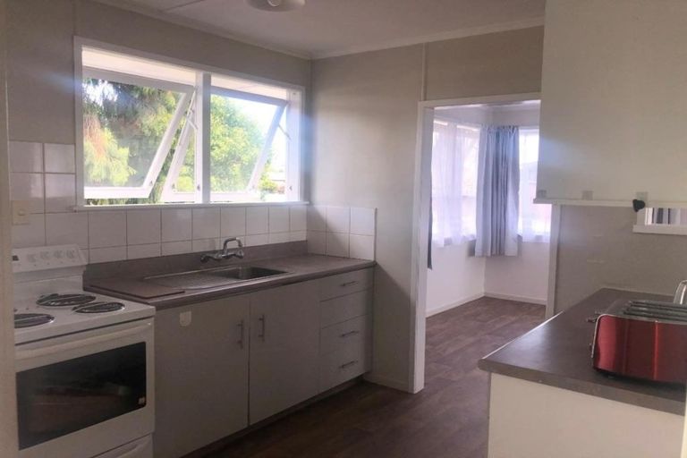 Photo of property in 21 Homedale Street, Pukehangi, Rotorua, 3015