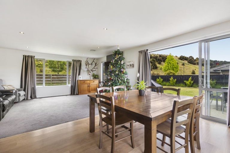 Photo of property in 10 Rifleman Street, Albert Town, Wanaka, 9305