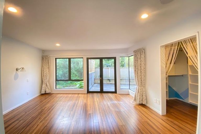 Photo of property in 20 Belvedere Court, West Harbour, Auckland, 0618